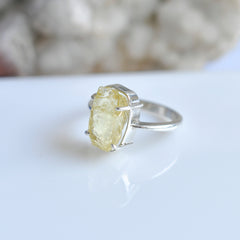 Yellow Aquamarine Rough Ring โ 925 Sterling Silver