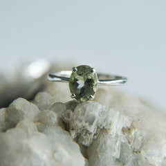 Natural Light Green Tourmaline Oval Cut Ring – 925 Sterling Silver