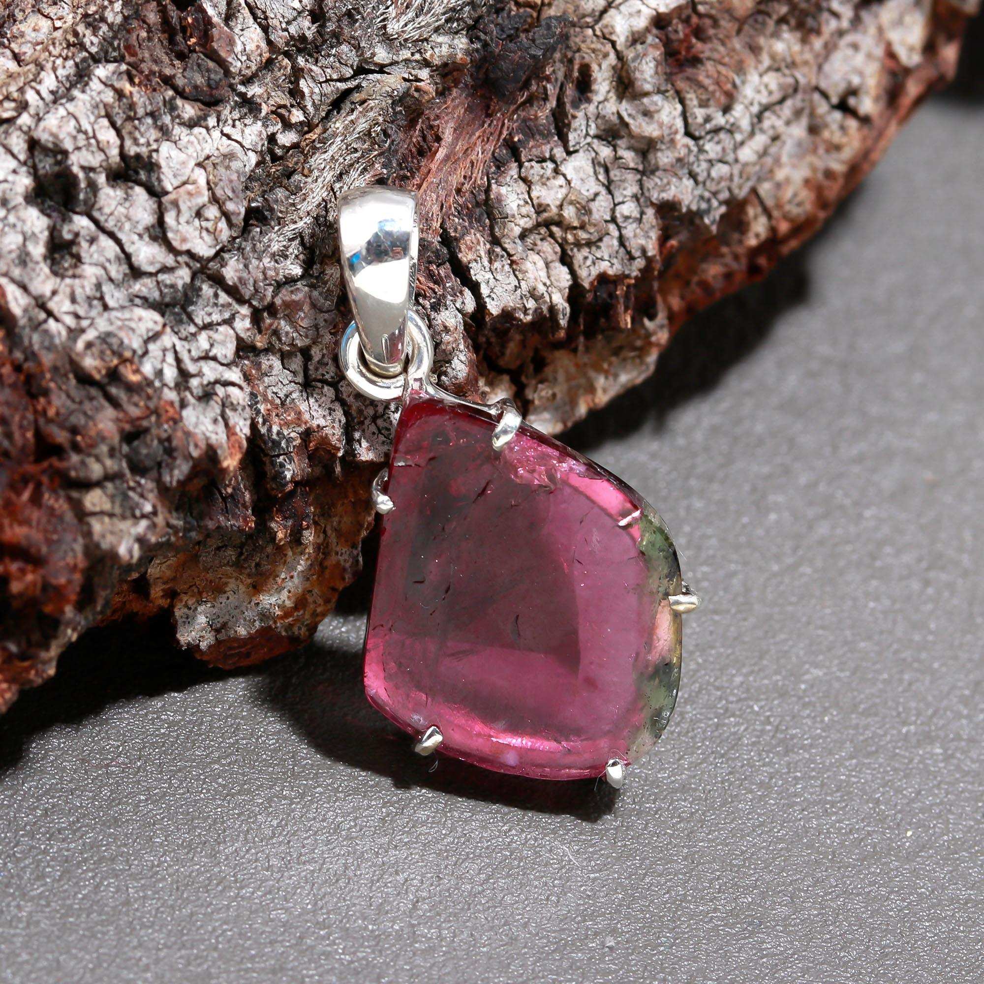 Rubellite Tourmaline Pendant – Bold Elegance