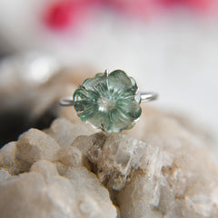 Blue Tourmaline Flower Ring – 925 Sterling Silver