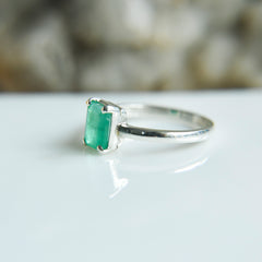 Natural Light Emerald Octagonal Cut Ring – 925 Sterling Silver