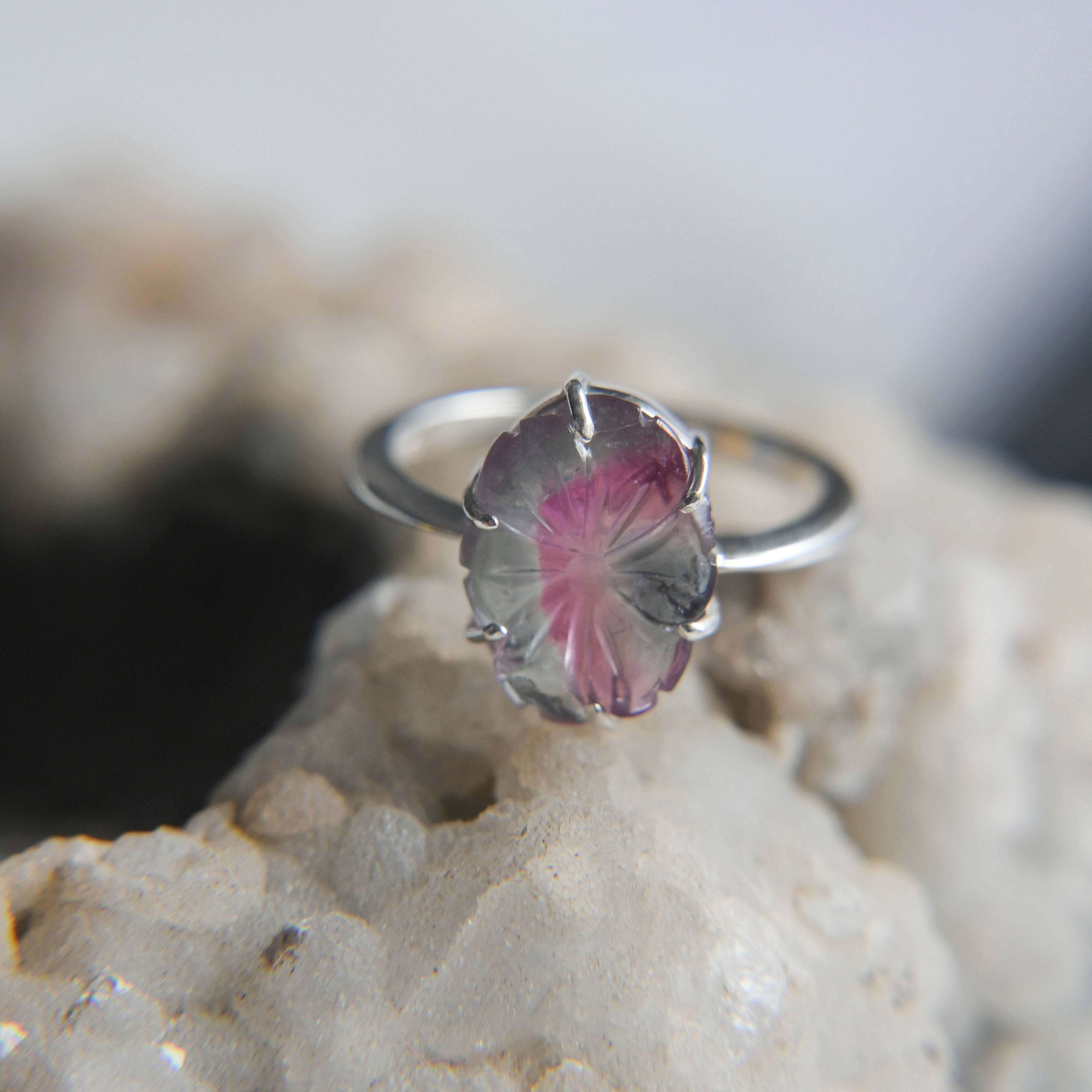 Grey-Pink Tourmaline Big Flower Ring – 925 Sterling Silver