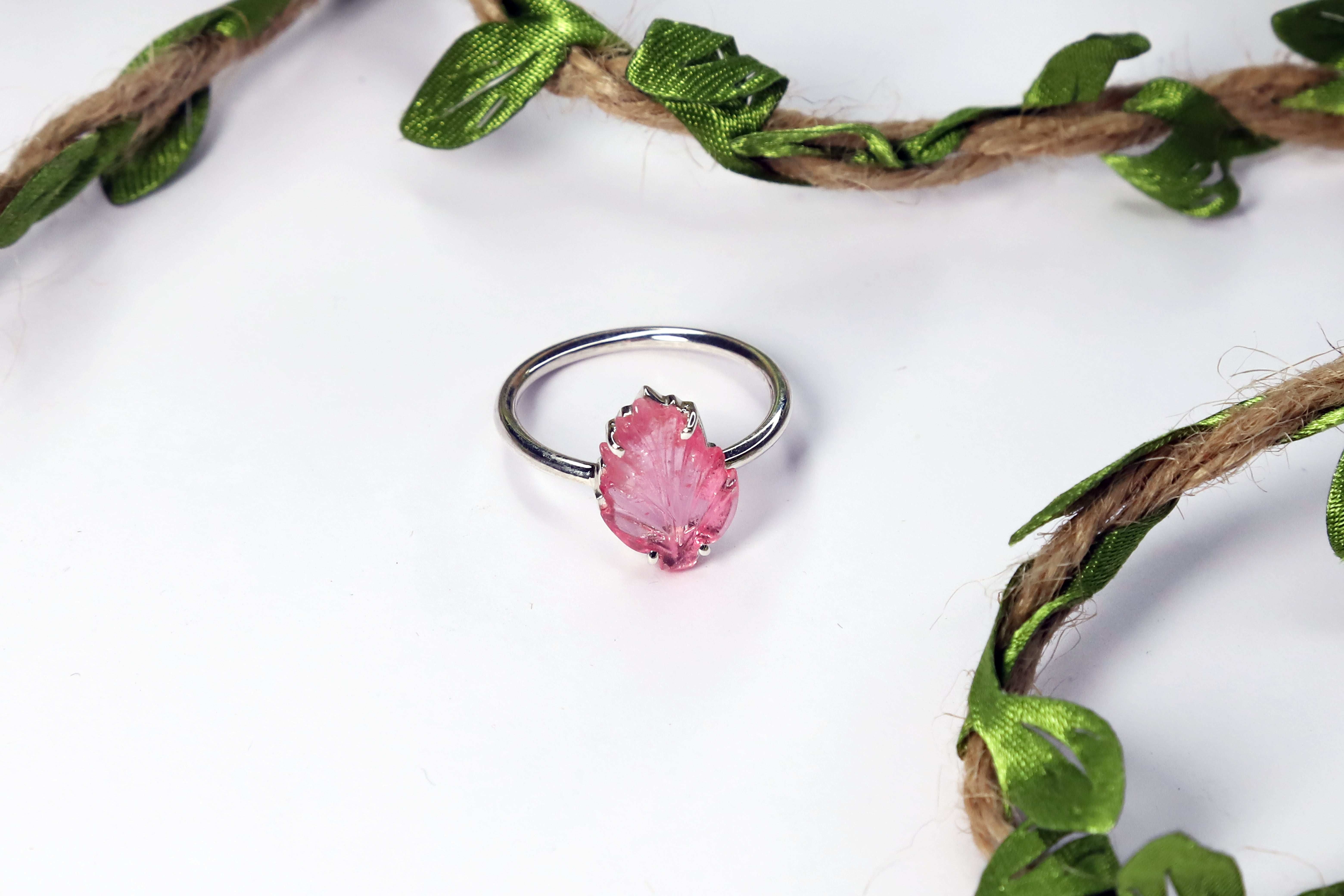Pink Leaf in 925 Sterling Silver