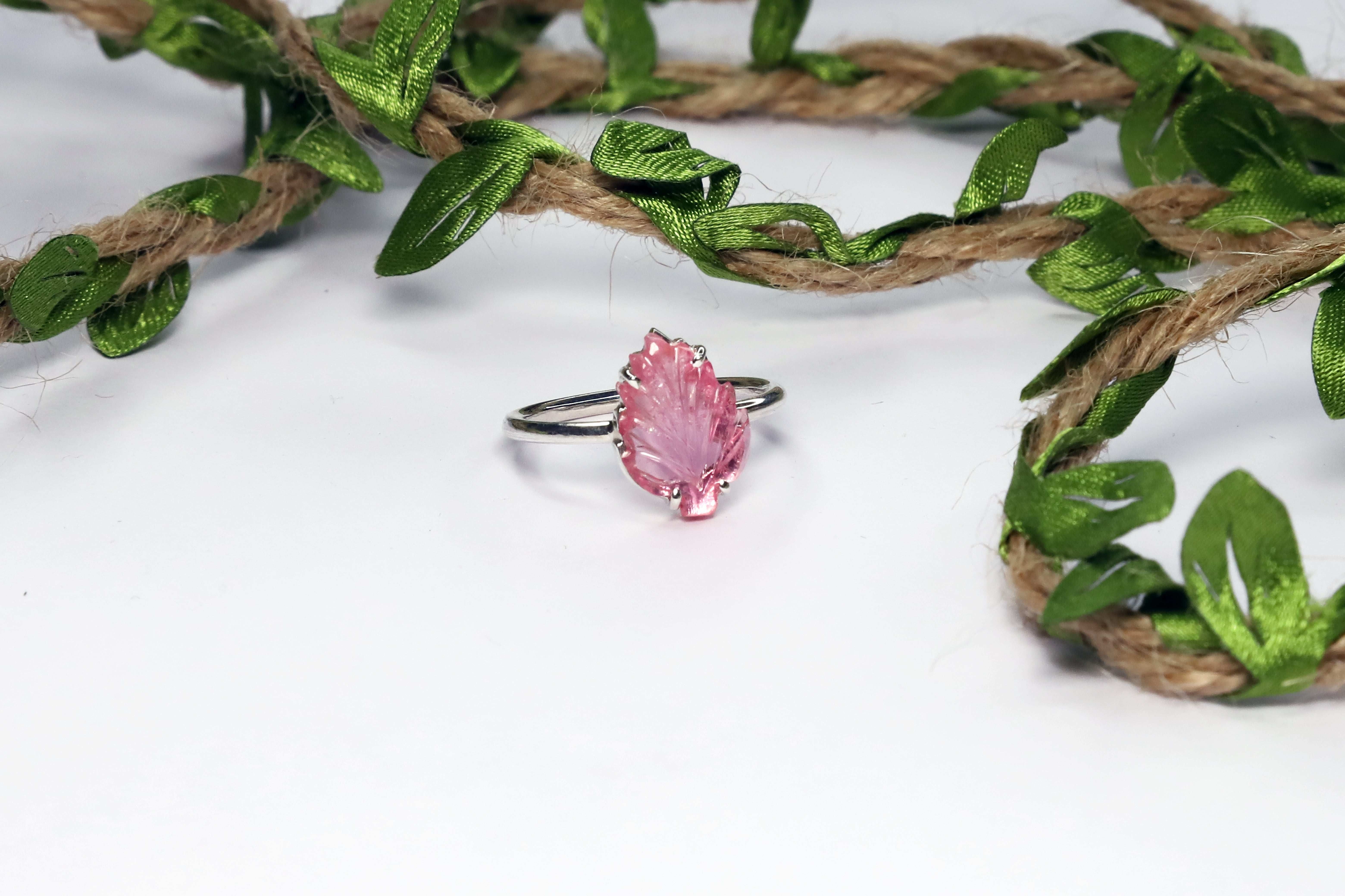 Pink Leaf in 925 Sterling Silver